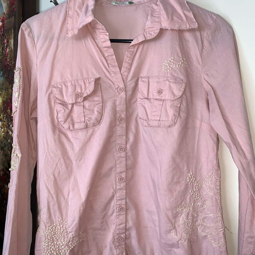 Button down long sleeve blouse